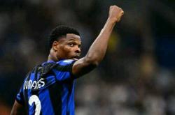 开云体育平台APP-包含曼城主教练暗示下赛季引援计划，提升实力的词条