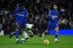 开云下载-里尔主场比赛引发球迷热议，现场气氛火爆的简单介绍