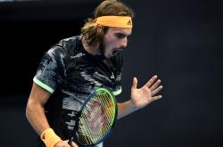 开云体育在线-西班牙网球队完胜法国网球队，西西帕斯惊艳世界的简单介绍