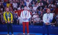 开云体育官网-资深选手勇夺冠军，再次站上领奖台
