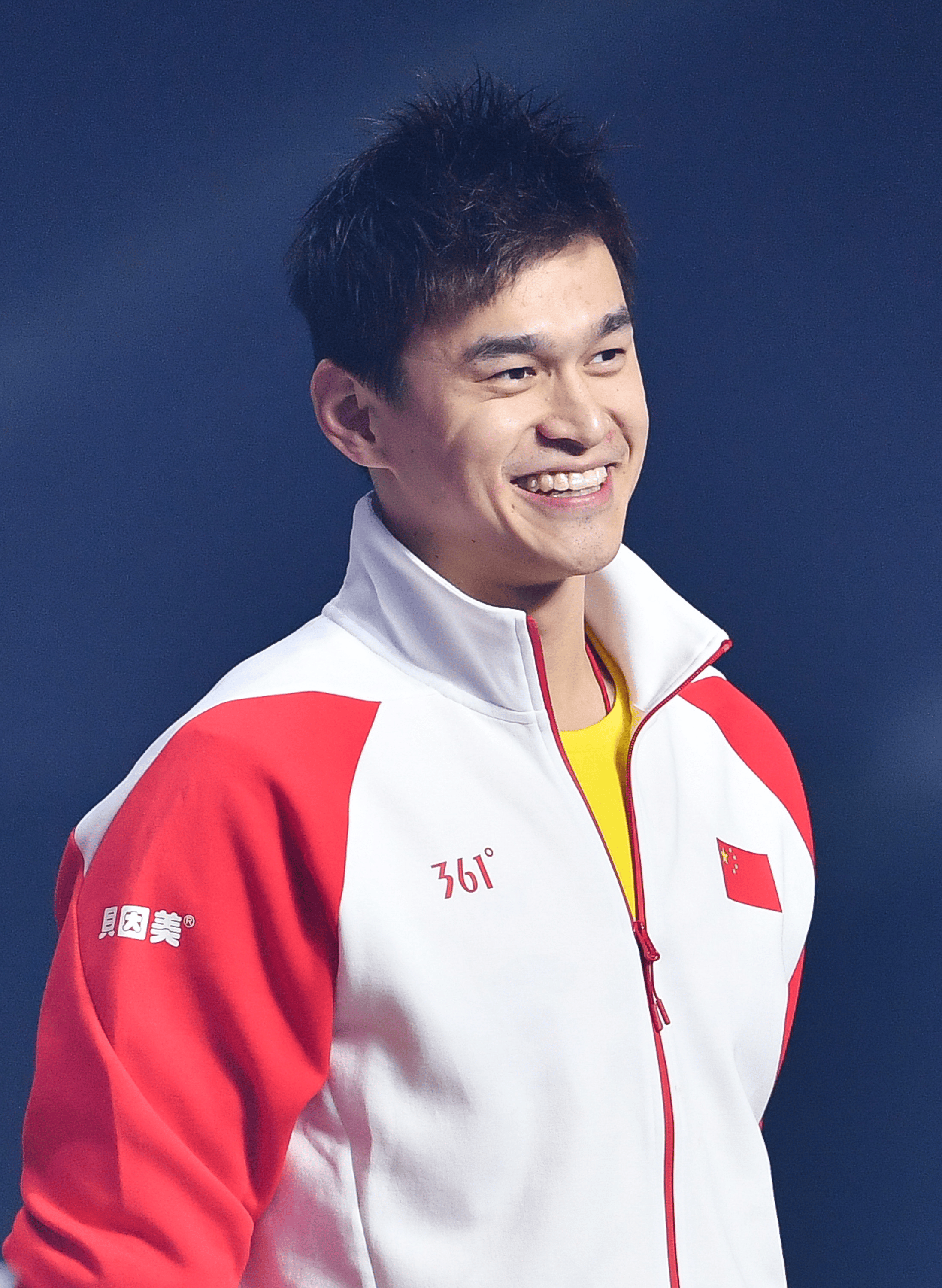 篮球明星孙杨将落败