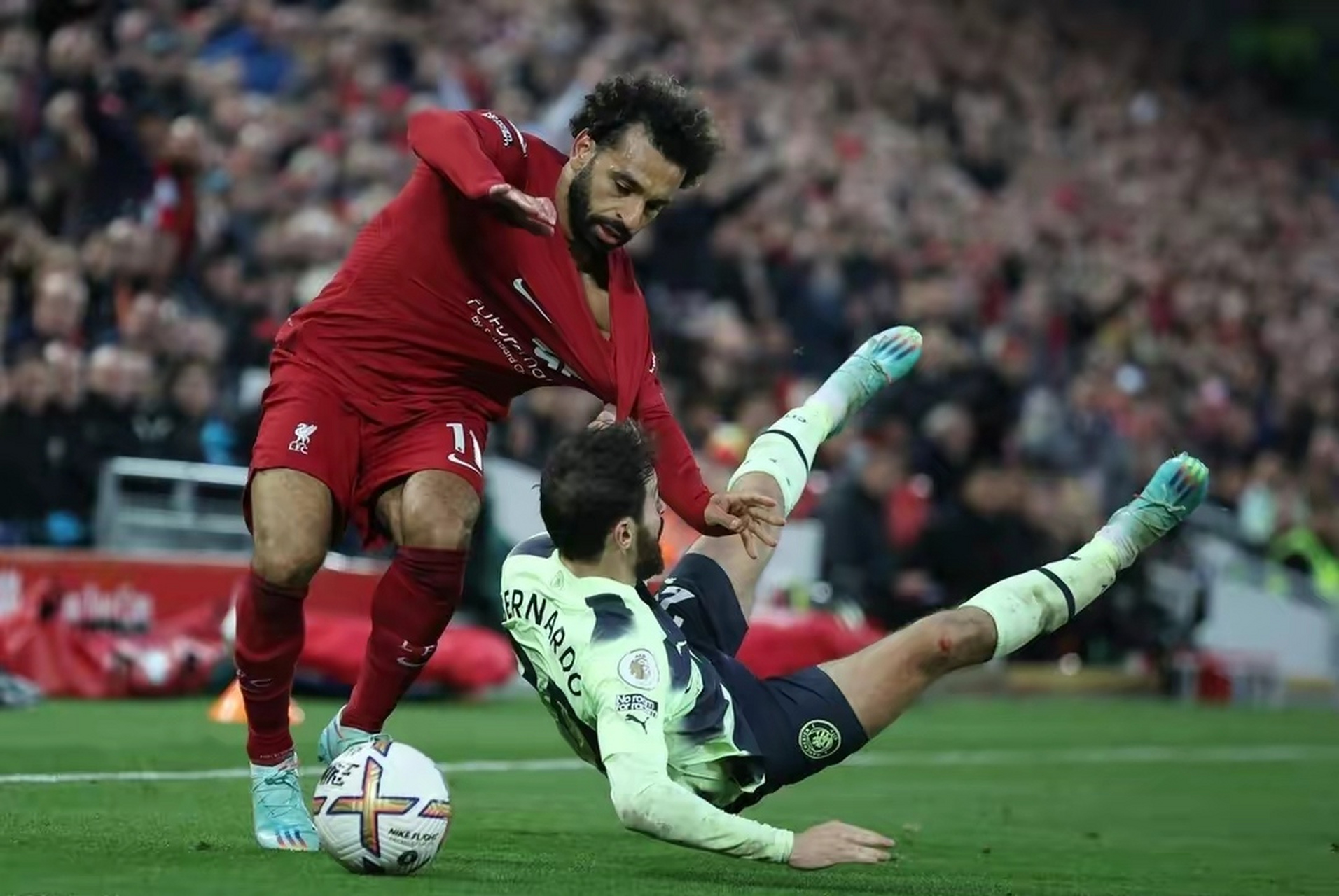 利物浦力克波兰,费兰·托雷斯三分雨点燃全场的简单介绍 利物浦力克波兰,费兰·托雷斯三分雨点燃全场的简单介绍