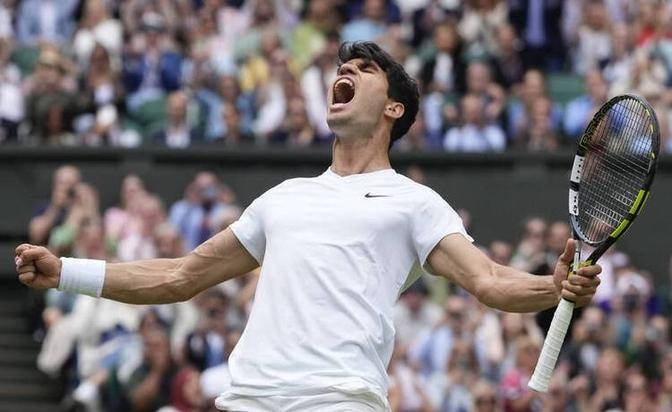 年终总决赛逆转拉沃尔杯，德约科维奇带队取胜